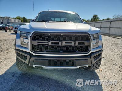 Piąte zdjęcie samochodu w środku: 2019 FORD F150 RAPTOR VIN:1FTFW1RG6KFC08401 - miniatura