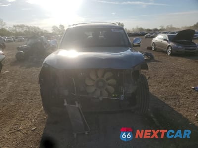 Piąte zdjęcie samochodu w środku: 2019 INFINITI QX80 LUXE VIN:JN8AZ2NC3K9460569 - miniatura