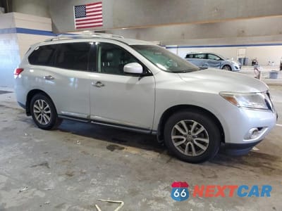 Czwarte zdjęcie samochodu z boku: 2015 NISSAN PATHFINDER S VIN:5N1AR2MM9FC705286 - miniatura