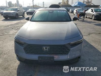 Piąte zdjęcie samochodu w środku: 2023 HONDA ACCORD HYBRID SPORT-L VIN:1HGCY2F77PA000119 - miniatura