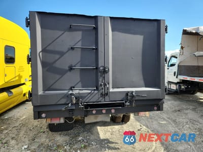 Zdjęcie 6 z 14 samochodu: 2007 ISUZU NPR VIN:JALC4B16177004252 - miniatura