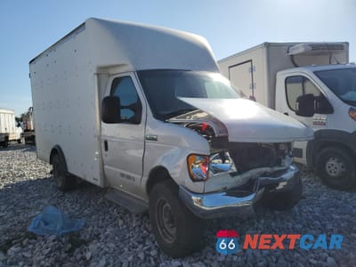 Czwarte zdjęcie samochodu z boku: 2006 FORD E350 DELIVERY VAN VIN:1FDSE35P26DA30910 - miniatura