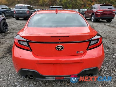 Zdjęcie 6 z 13 samochodu: 2024 TOYOTA GR 86 VIN:JF1ZNBB16R8753546 - miniatura
