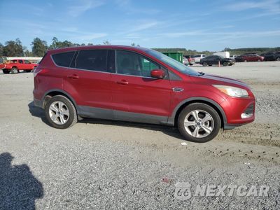 Czwarte zdjęcie samochodu z boku: 2015 FORD ESCAPE SE VIN:1FMCU0GX3FUA98197 - miniatura