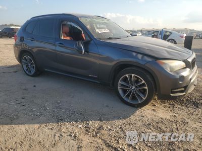 Czwarte zdjęcie samochodu z boku: 2014 BMW X1 XDRIVE28I VIN:WBAVL1C59EVY11149 - miniatura