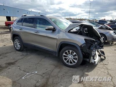 Czwarte zdjęcie samochodu z boku: 2019 JEEP CHEROKEE LATITUDE VIN:1C4PJLCBXKD123004 - miniatura