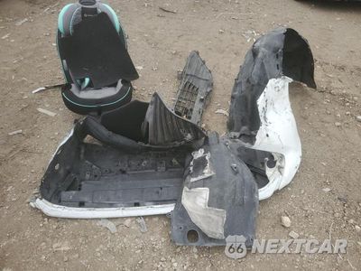 Zdjęcie 12 z 12 samochodu: 2018 TOYOTA CAMRY L VIN:4T1B11HK2JU064239 - miniatura