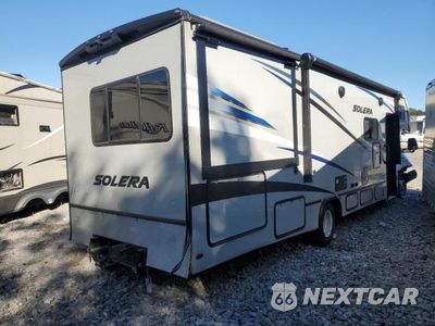 Czwarte zdjęcie samochodu z boku: 2023 FORD ECONOLINE E450 SUPER DUTY CUTAWAY VAN VIN:1FDXE4FN2PDD05010 - miniatura