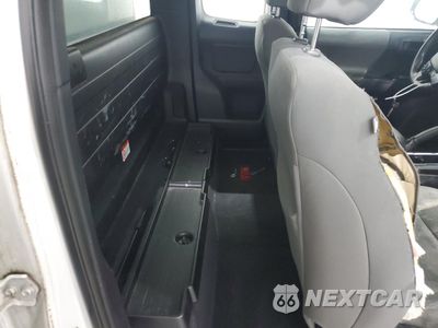 Zdjęcie 10 z 13 samochodu: 2016 TOYOTA TACOMA ACCESS CAB VIN:5TFRX5GN5GX061704 - miniatura