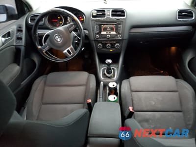 Zdjęcie 8 z 14 samochodu: 2011 VOLKSWAGEN GOLF VIN:WVWNM7AJ3BW026148 - miniatura