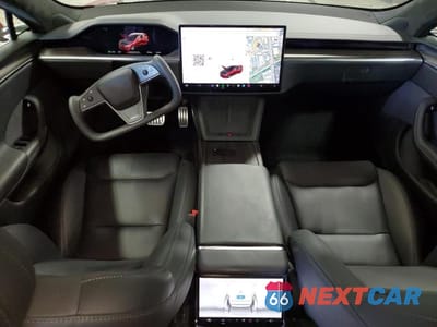 Zdjęcie 8 z 13 samochodu: 2023 TESLA MODEL S VIN:5YJSA1E58PF500760 - miniatura
