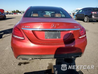 Zdjęcie 6 z 13 samochodu: 2016 MERCEDES-BENZ C 300 4MATIC VIN:55SWF4KB4GU166868 - miniatura