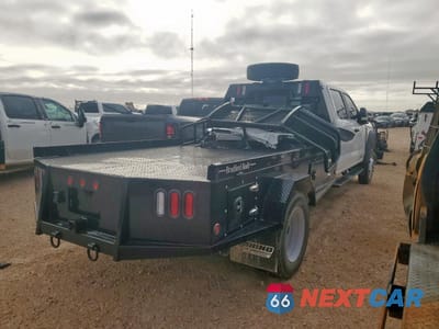 Trzecie zdjęcie samochodu z tyłu: 2024 FORD F450 SUPER DUTY VIN:1FD0W4HT2REF93084 - miniatura