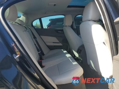 Zdjęcie 10 z 12 samochodu: 2017 JAGUAR XE PREMIUM VIN:SAJAJ4BV8HCP14987 - miniatura