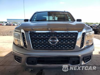 Piąte zdjęcie samochodu w środku: 2018 NISSAN TITAN SV VIN:1N6AA1E66JN536408 - miniatura