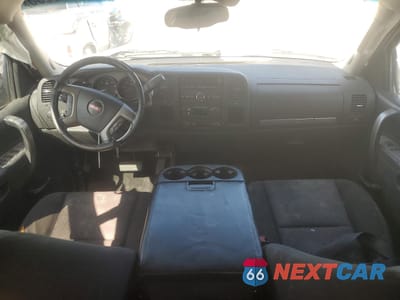 Zdjęcie 8 z 12 samochodu: 2013 GMC SIERRA C1500 SLE VIN:1GTR1VE07DZ387092 - miniatura