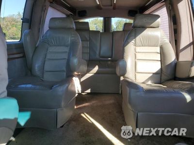 Zdjęcie 10 z 13 samochodu: 2002 GMC SAVANA RV G1500 VIN:1GDFG15R121194808 - miniatura