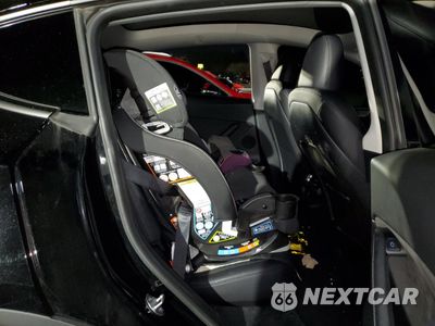 Zdjęcie 10 z 12 samochodu: 2023 TESLA MODEL Y VIN:7SAYGDEDXPF969434 - miniatura