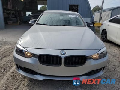 Piąte zdjęcie samochodu w środku: 2014 BMW 328 XI SULEV VIN:WBA3B5C58EP652730 - miniatura