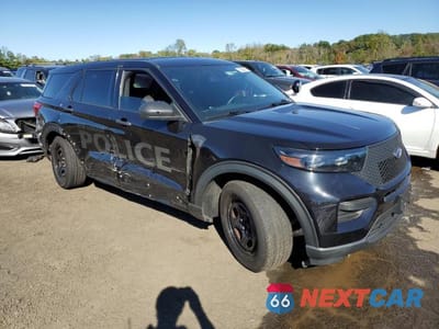 Czwarte zdjęcie samochodu z boku: 2022 FORD EXPLORER POLICE INTERCEPTOR VIN:1FM5K8AB0NGC07366 - miniatura