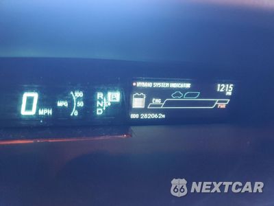 Zdjęcie 9 z 12 samochodu: 2013 TOYOTA PRIUS VIN:JTDKN3DU0D5668253 - miniatura