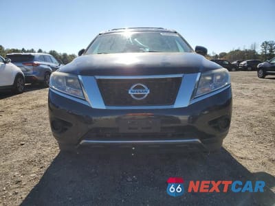 Piąte zdjęcie samochodu w środku: 2015 NISSAN PATHFINDER S VIN:5N1AR2MM1FC661011 - miniatura