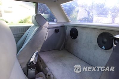 Zdjęcie 6 z 15 samochodu: 1986 MERCEDES-BENZ 560 SL VIN:WDBBA48D4GA047068 - miniatura