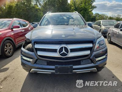 Piąte zdjęcie samochodu w środku: 2013 MERCEDES-BENZ GL 450 4MATIC VIN:4JGDF7CE2DA113783 - miniatura