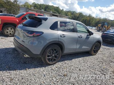 Trzecie zdjęcie samochodu z tyłu: 2024 HONDA HR-V SPORT VIN:3CZRZ1H50RM700866 - miniatura
