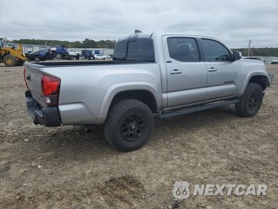 Trzecie zdjęcie samochodu z tyłu: 2021 TOYOTA TACOMA DOUBLE CAB VIN:5TFAZ5CNXMX102370 - miniatura