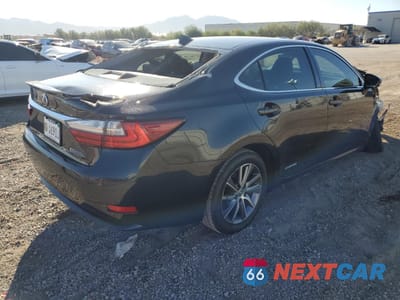 Trzecie zdjęcie samochodu z tyłu: 2017 LEXUS ES 300H VIN:JTHBW1GG4H2136324 - miniatura