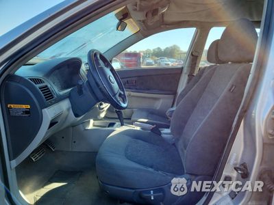Zdjęcie 7 z 16 samochodu: 2005 KIA SPECTRA5 VIN:KNAFE161X55075460 - miniatura