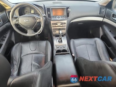 Zdjęcie 8 z 12 samochodu: 2011 INFINITI G37 VIN:JN1CV6AR0BM406454 - miniatura