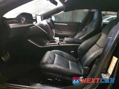 Zdjęcie 7 z 12 samochodu: 2021 TESLA MODEL S VIN:5YJSA1E60MF443426 - miniatura