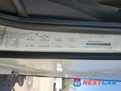 Zdjęcie 10 z 10 samochodu: 2018 VOLVO VNL SEMI TRUCK VIN:4V4NC9EH1JN887410 - miniatura