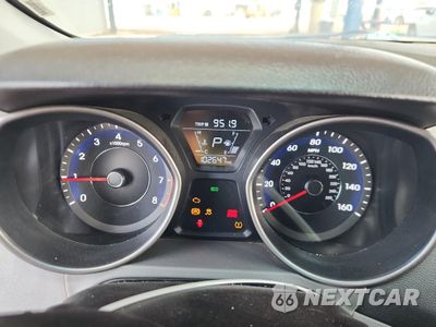 Zdjęcie 9 z 13 samochodu: 2014 HYUNDAI ELANTRA SE VIN:5NPDH4AEXEH534922 - miniatura