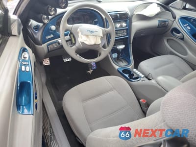 Zdjęcie 8 z 12 samochodu: 2000 FORD MUSTANG VIN:1FAFP4045YF221981 - miniatura