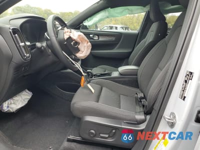 Zdjęcie 7 z 15 samochodu: 2022 VOLVO XC40 P8 RECHARGE CORE VIN:YV4ED3UAXN2774683 - miniatura