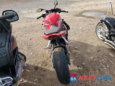 Czwarte zdjęcie samochodu z boku: 2024 HONDA CBR650 R VIN:MLHRH1551R5001441 - miniatura