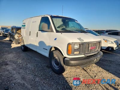 Czwarte zdjęcie samochodu z boku: 2000 GMC SAVANA G3500 VIN:1GTHG35R2Y1115762 - miniatura