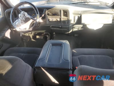 Zdjęcie 8 z 15 samochodu: 2001 CHEVROLET SILVERADO K1500 VIN:2GCEK19T411296326 - miniatura