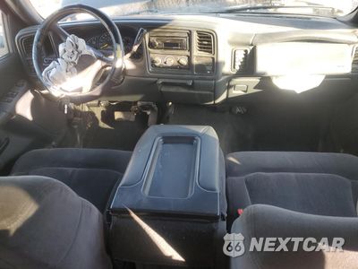 Zdjęcie 8 z 15 samochodu: 2001 CHEVROLET SILVERADO K1500 VIN:2GCEK19T411296326 - miniatura