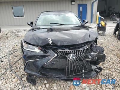 Piąte zdjęcie samochodu w środku: 2022 LEXUS ES 350 BASE VIN:58ADZ1B1XNU111629 - miniatura