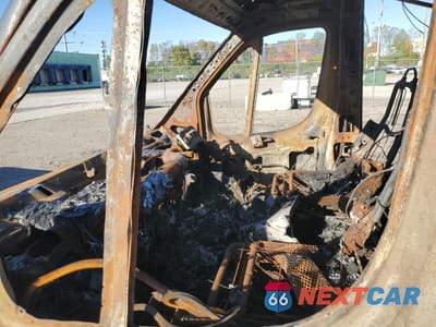 Zdjęcie 7 z 12 samochodu: 2016 RAM PROMASTER 3500 3500 HIGH VIN:3C6URVHG9GE131474 - miniatura