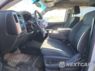 Zdjęcie 7 z 12 samochodu: 2018 CHEVROLET SILVERADO K1500 LT VIN:1GCUKREC5JF203287 - miniatura