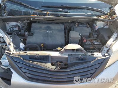 Zdjęcie 12 z 13 samochodu: 2012 TOYOTA SIENNA VIN:5TDZK3DC3CS210035 - miniatura
