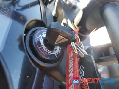 Zdjęcie 8 z 11 samochodu: 2023 KAWASAKI ER650 M VIN:ML5EREM11PDAA6753 - miniatura