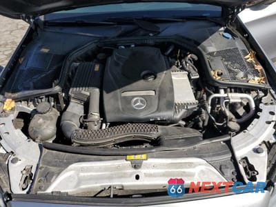 Zdjęcie 11 z 12 samochodu: 2016 MERCEDES-BENZ C 300 4MATIC VIN:55SWF4KB2GU154332 - miniatura