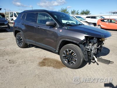 Czwarte zdjęcie samochodu z boku: 2019 JEEP COMPASS TRAILHAWK VIN:3C4NJDDB4KT627389 - miniatura