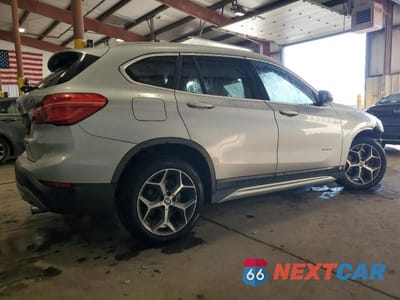 Trzecie zdjęcie samochodu z tyłu: 2017 BMW X1 XDRIVE28I VIN:WBXHT3C38H5F79633 - miniatura